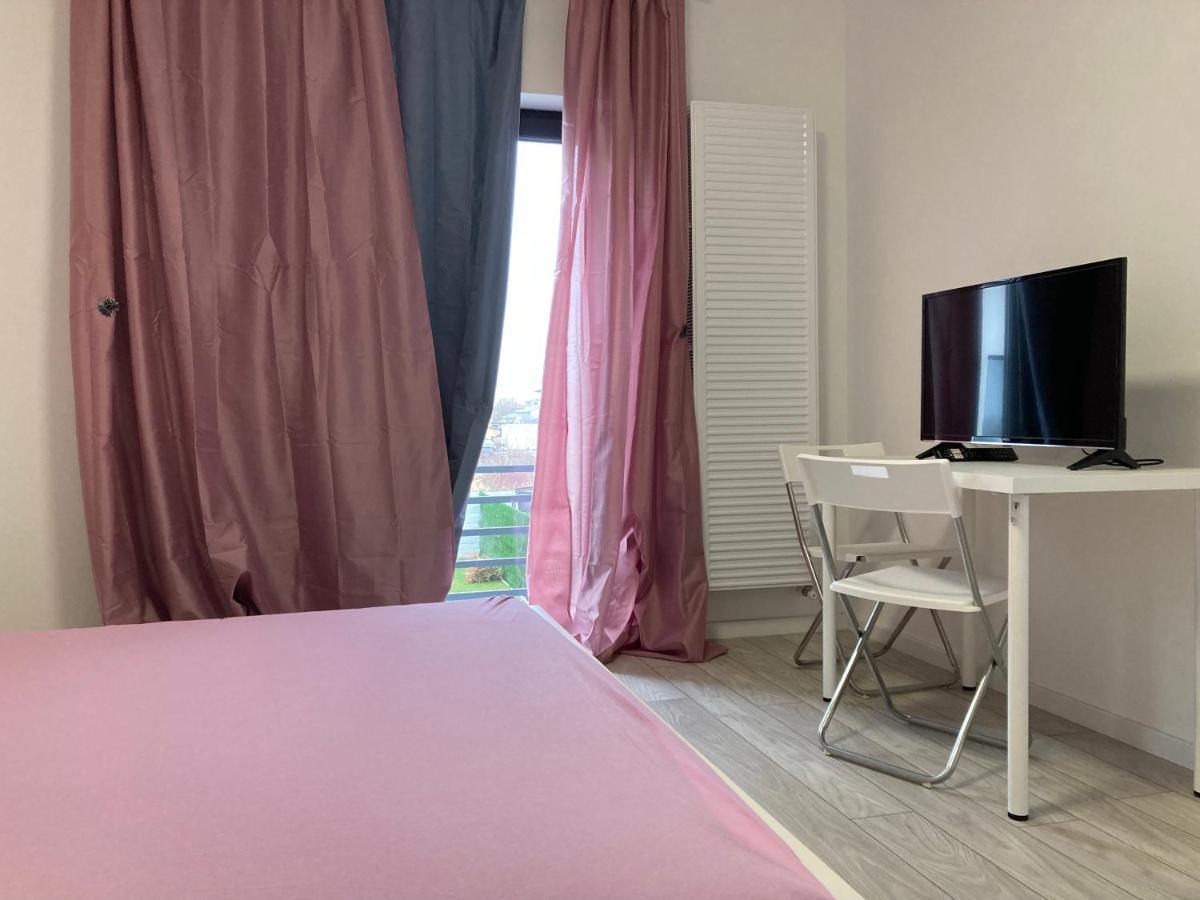 Joygate Entire Villa Отопени Экстерьер фото