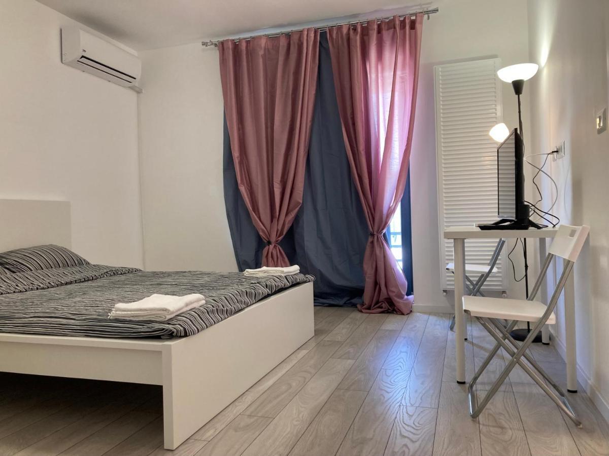 Joygate Entire Villa Отопени Экстерьер фото