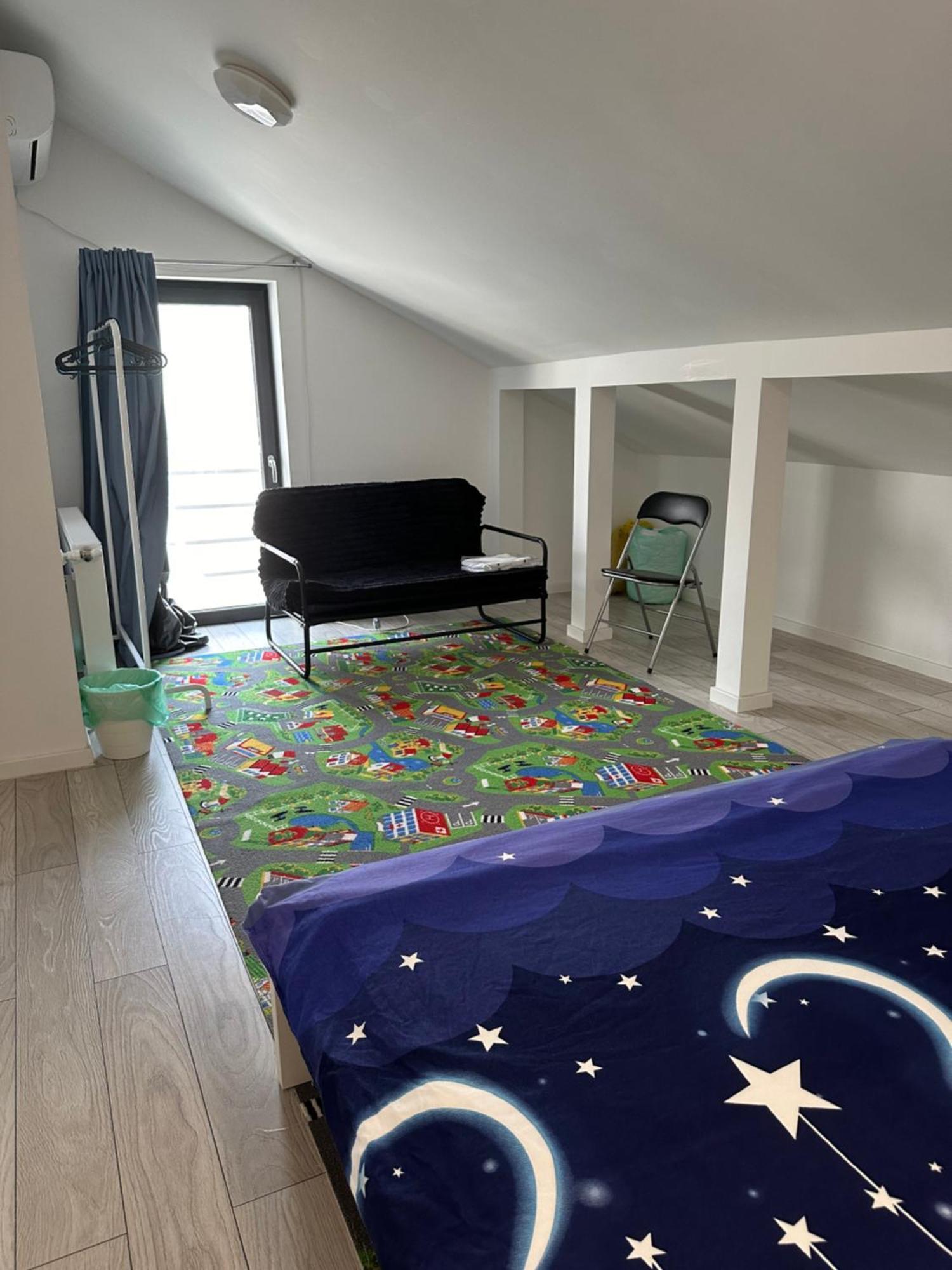 Joygate Entire Villa Отопени Экстерьер фото